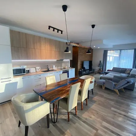 Апартаменты Apartman Demaenovska Dolina Демяновская долина